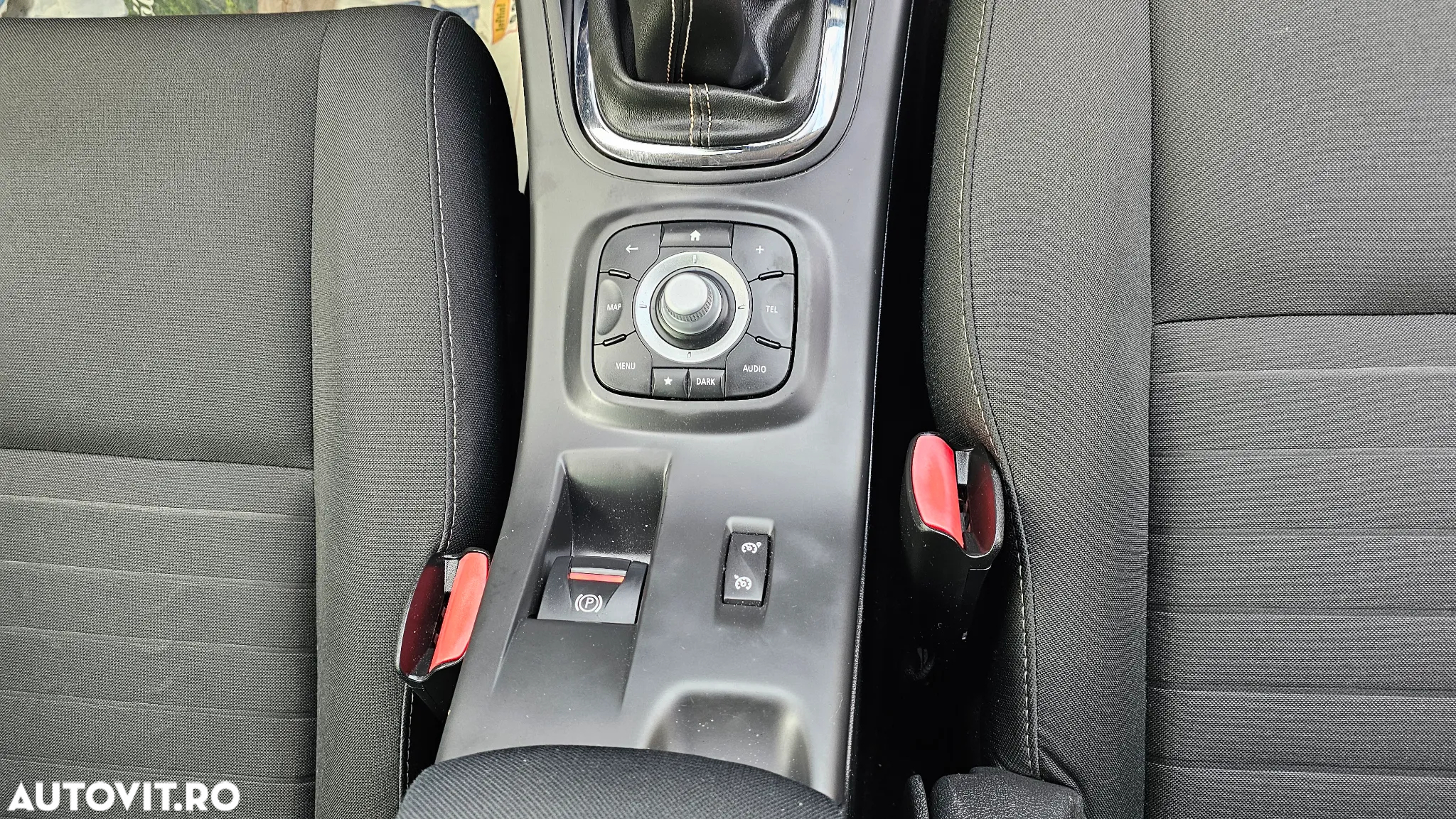 Renault Megane ENERGY TCe 130 LIMITED - 18