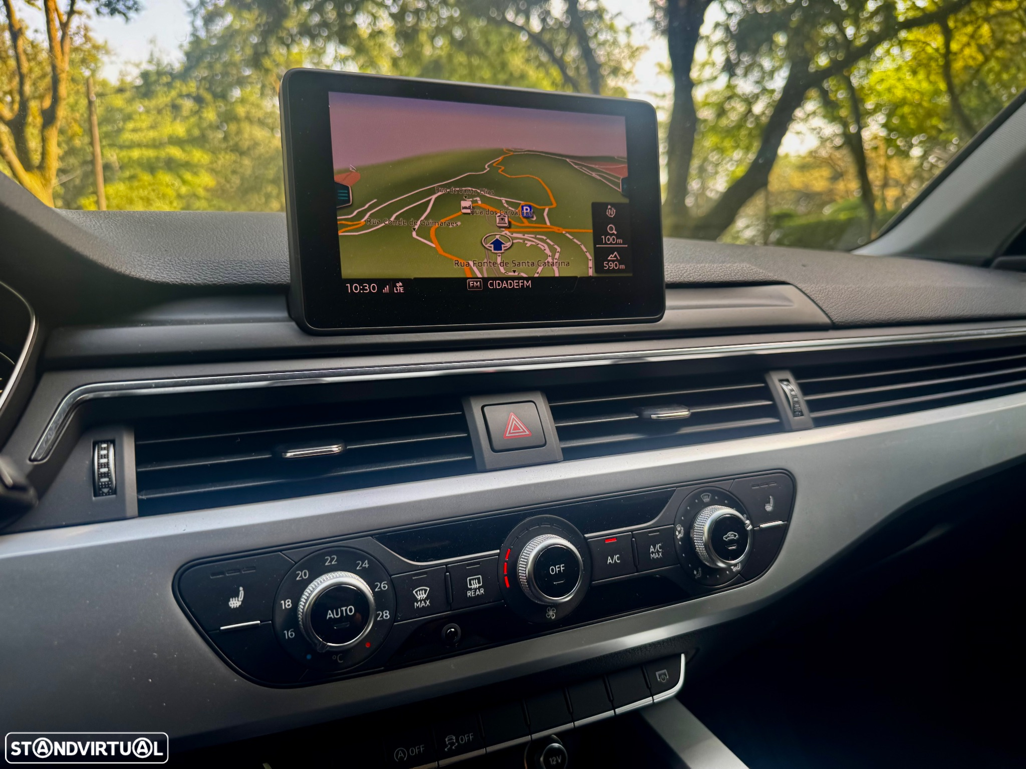 Audi A4 Avant 2.0 TDI Advance S tronic - 9