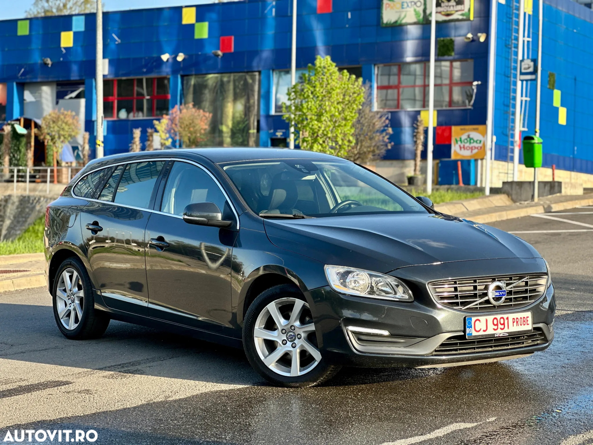 Volvo V60 D2 Geartronic Powershift Momentum - 2