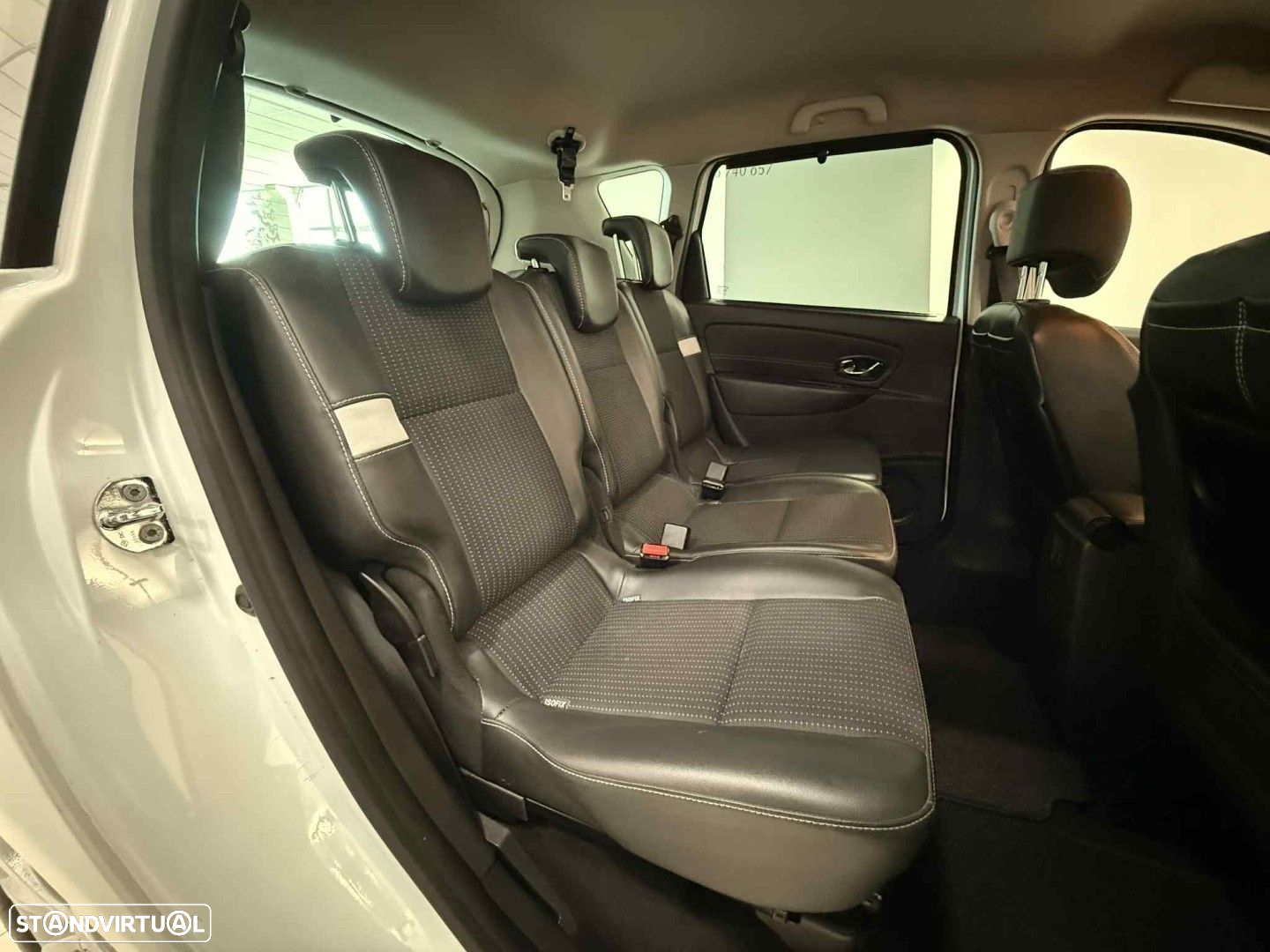 Renault Scénic 1.5 dCi Exclusive SS - 12