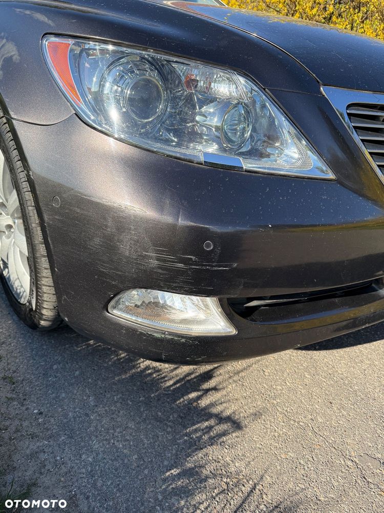 Lexus LS 460 Prestige AWD - 19