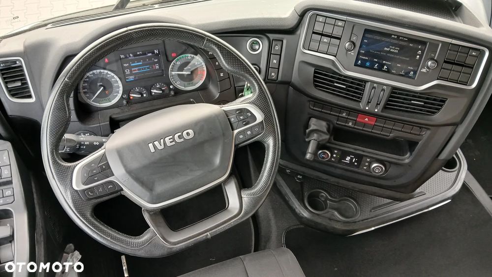 Iveco AS440S49T/P - 11