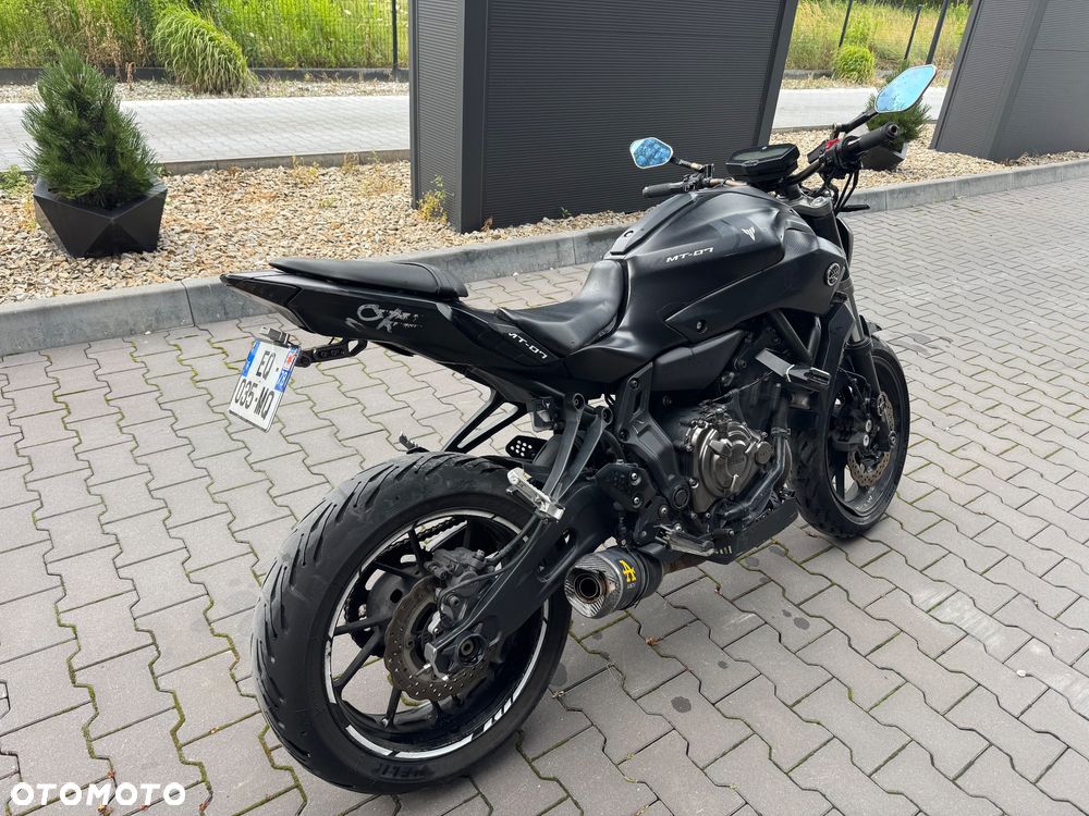 Yamaha MT - 12