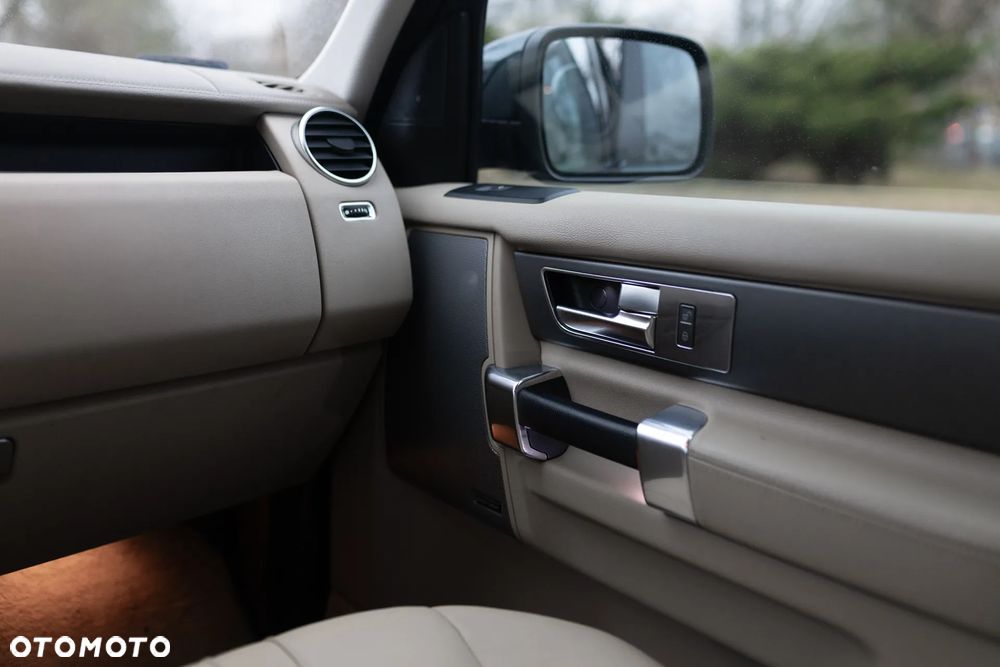 Land Rover Discovery 3.0D V6 HSE - 15