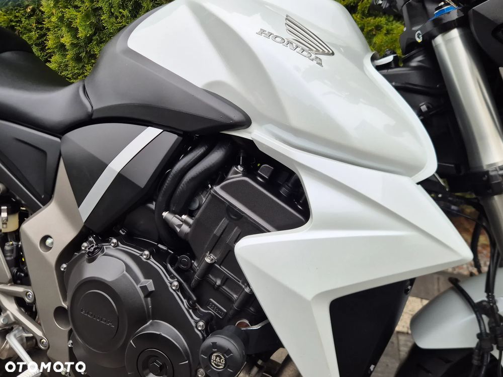 Honda CB - 10