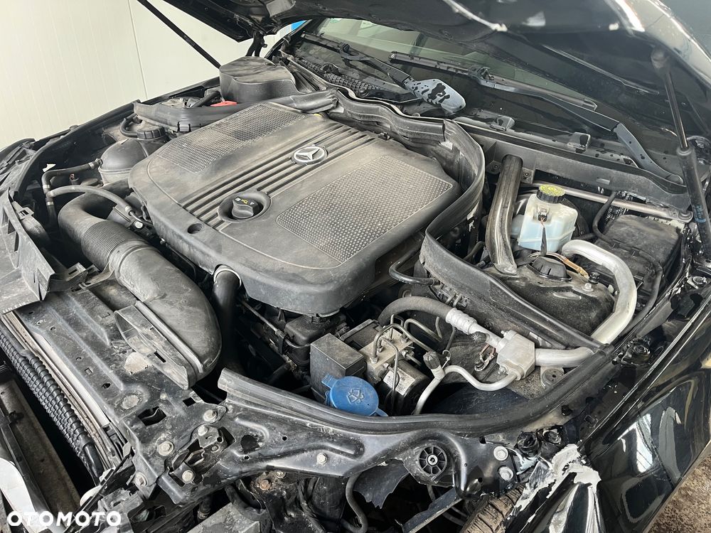 Mercedes-Benz Klasa C 200 CDI DPF (BlueEFFICIENCY) Avantgarde - 18