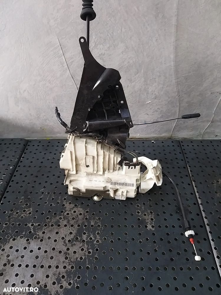 Broasca usa stanga spate mercedes a class w169 1697302135q7 - 3