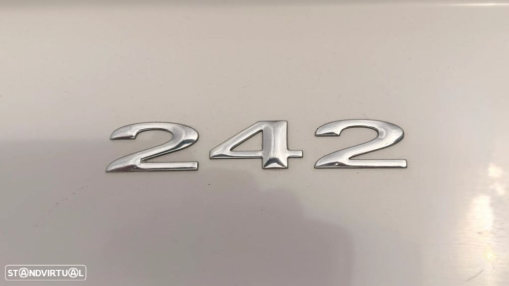 Cobalt Marine 242 - 3