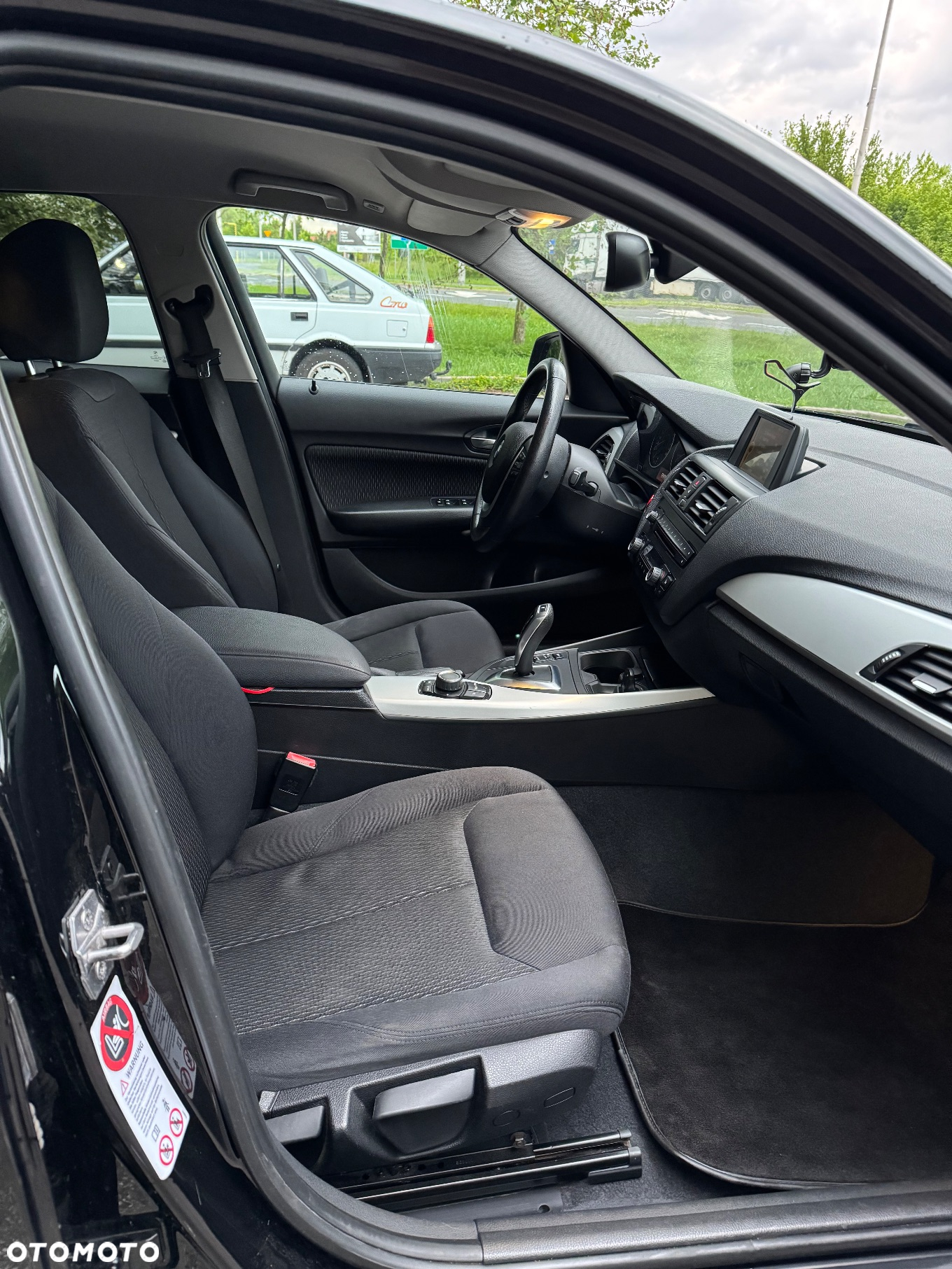 BMW Seria 1 116i - 11