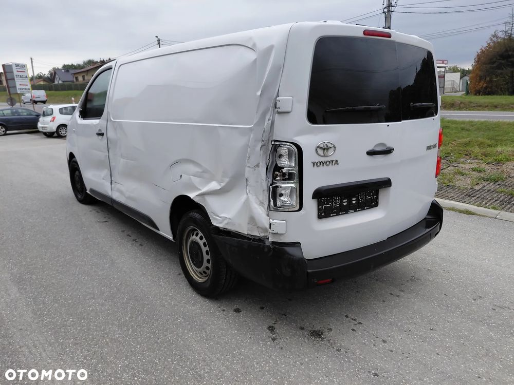 Toyota Proace 2.0D 4D L2 - 8
