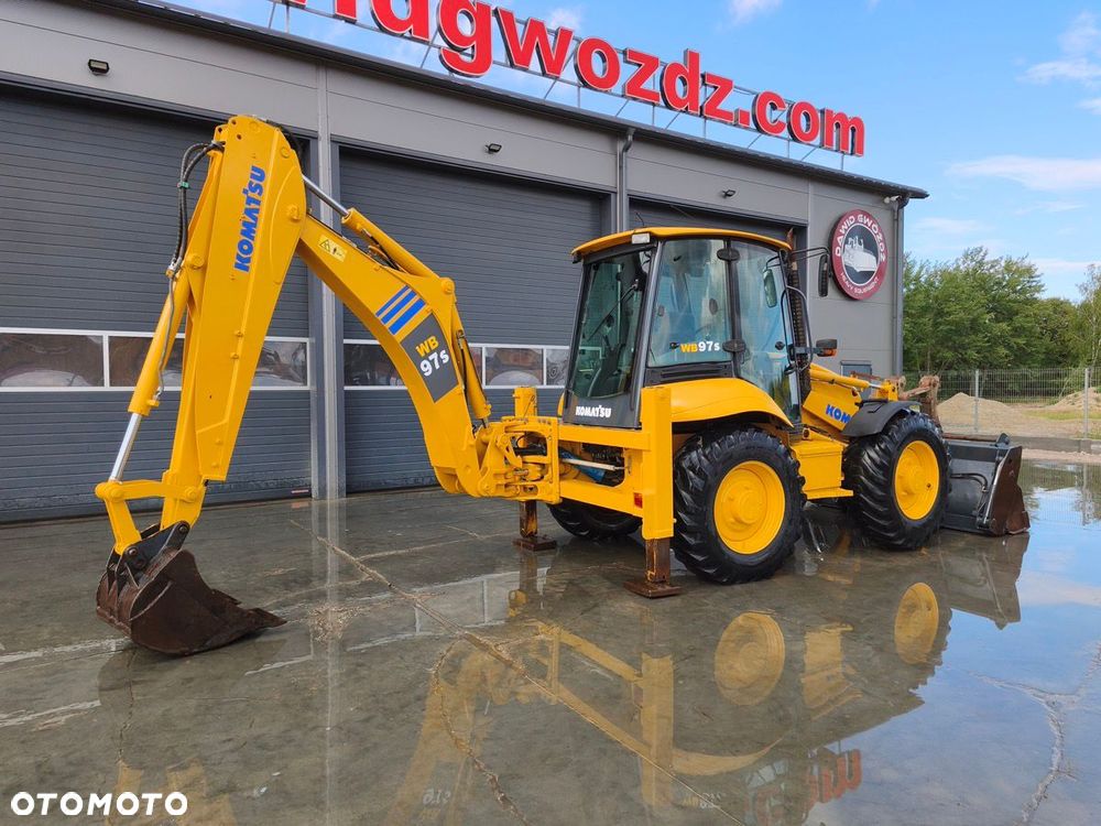 Komatsu WB97S-5E0 - 3