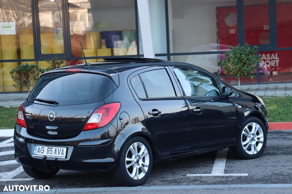 Opel Corsa 1.3 CDTI DPF Cosmo - 3