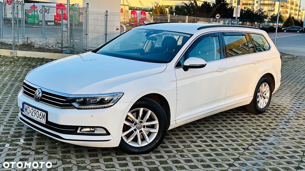 Volkswagen Passat 2.0 TDI SCR Comfortline - 1