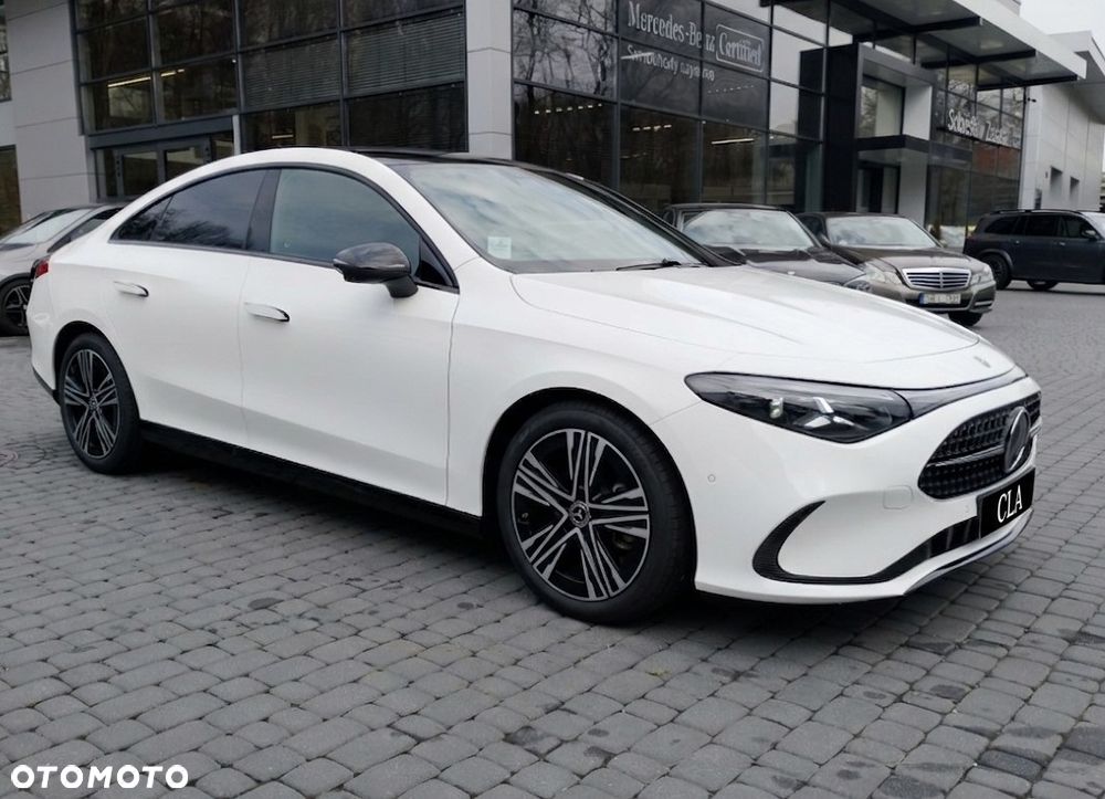 Mercedes-Benz CLA - 1