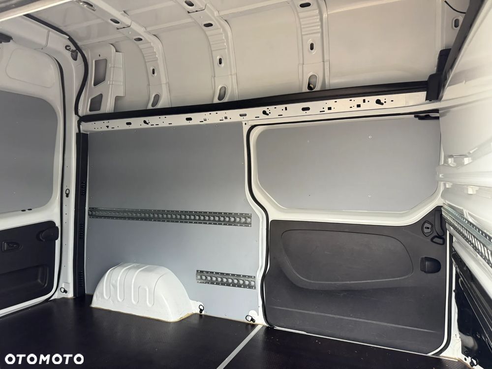 Renault Trafic 2,0 L2H2 Winda - 16