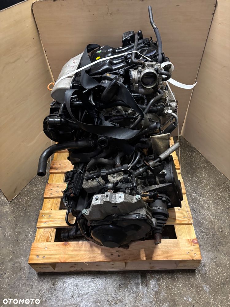 SILNIK BEETLE AZJ 2.0 B 8V KOMPLETNY vw  SKODA OCTAVIA I GOLF IV 4 film video - 11