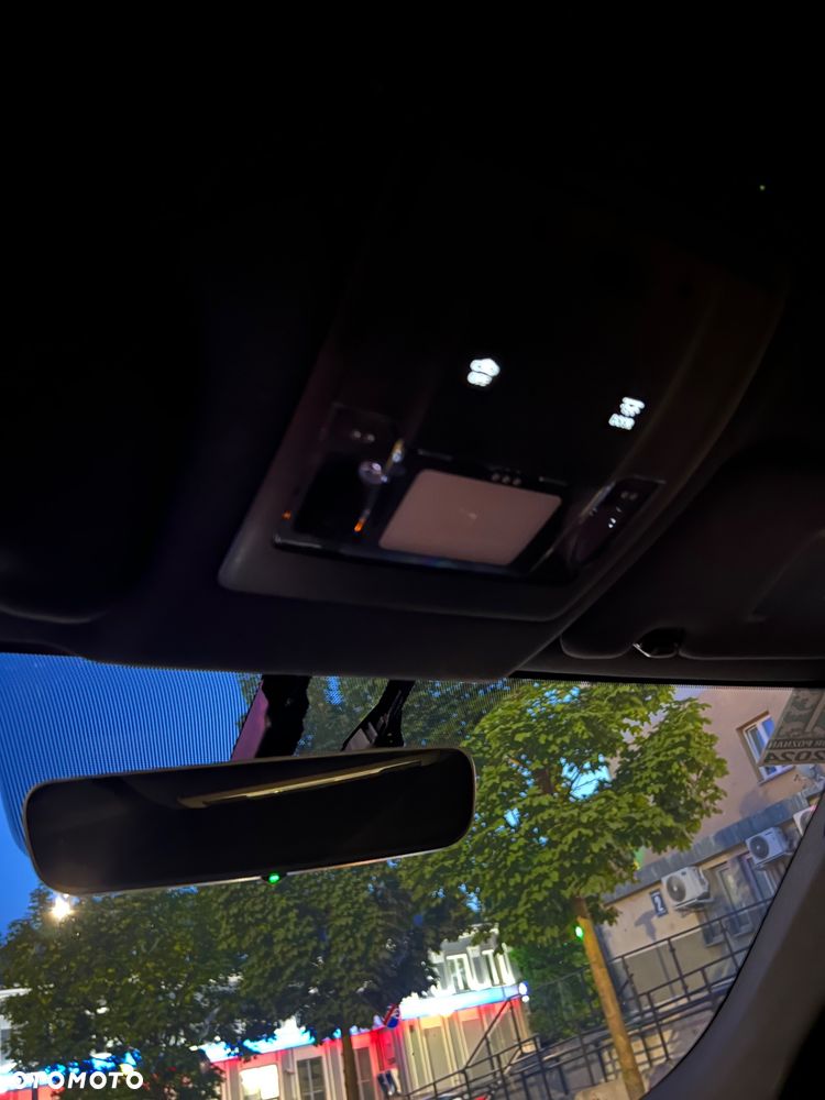 Lexus RC 200t / 300 Elegance - 10