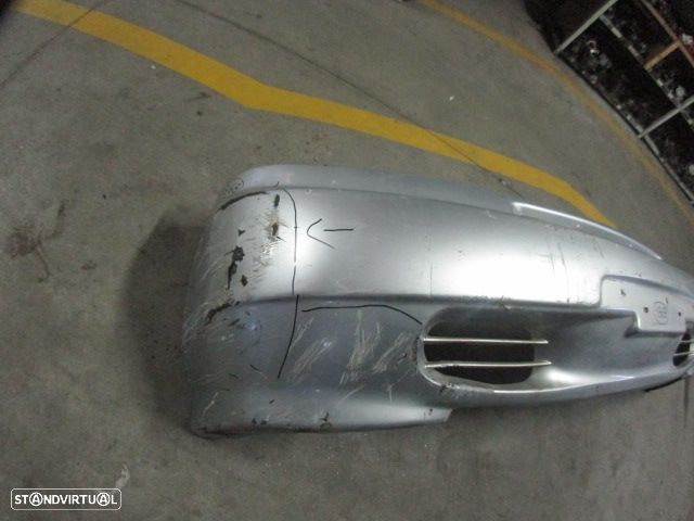 Parachoques Pc1368 HYUNDAI H100 1994 2.5D 80CV 4P CINZA FRT Danificado - 2