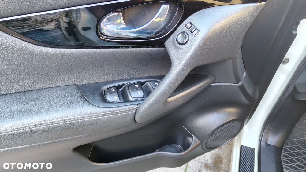 Nissan Qashqai 1.7 dCi ALL-MODE 4x4i N-CONNECTA - 19