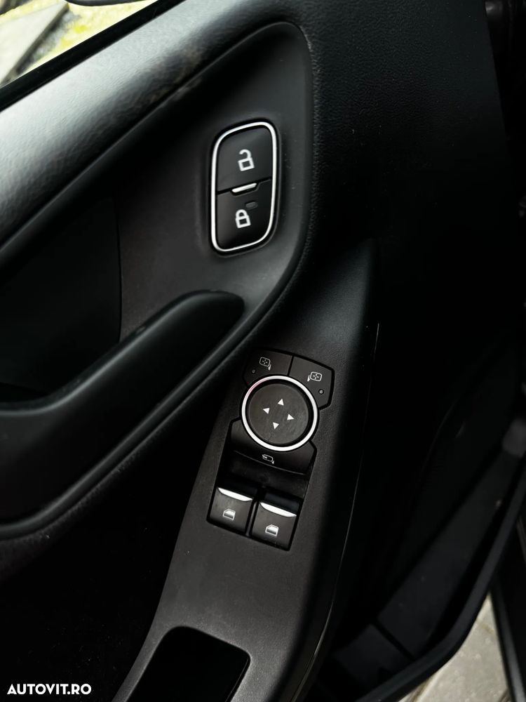 Ford Fiesta - 15