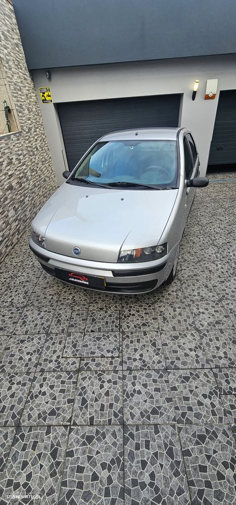 Fiat Punto 1.2 8V Active - 3