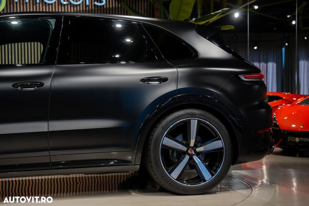 Porsche Cayenne Tiptronic S - 4