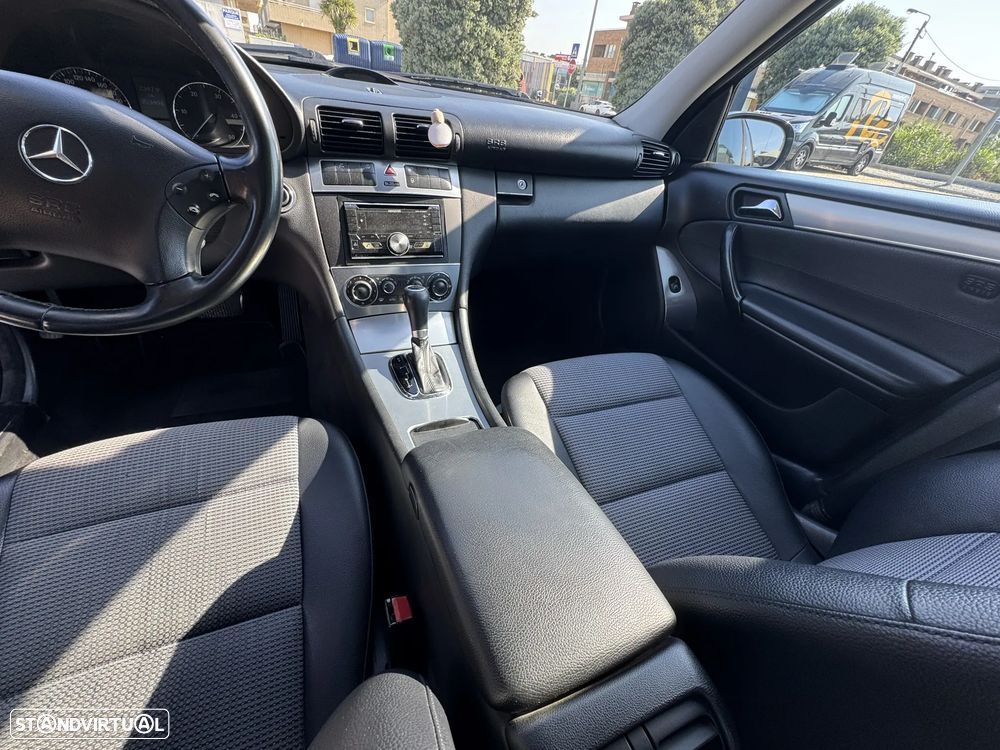 Mercedes-Benz C 220 CDi Avantgarde Aut. - 12