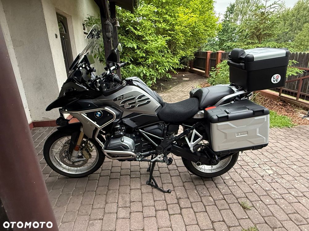 BMW R - 2
