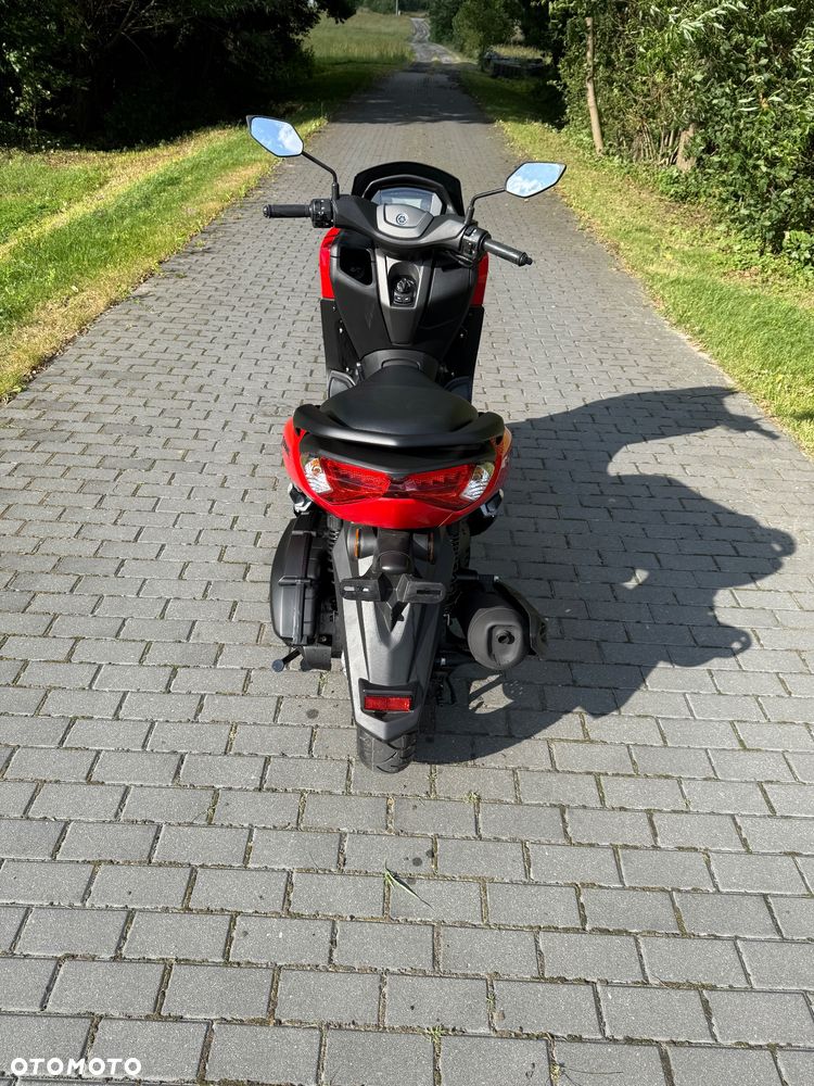 Yamaha NMAX - 3