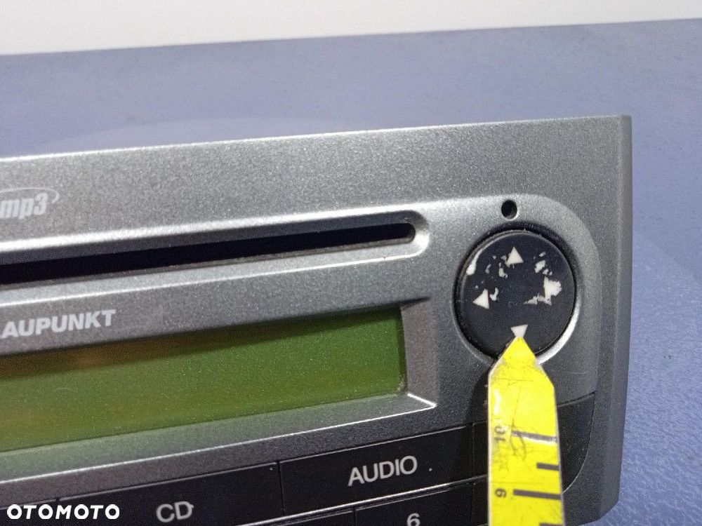 FIAT GRANDE PUNTO RADIO CD MP3 FABRYCZNE OEM BLAUPUNKT 7354813000 - 9
