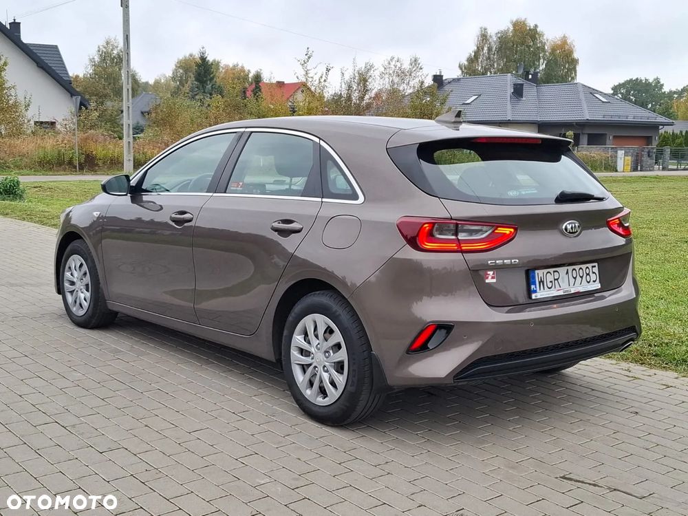 Kia Ceed Cee'd 1.6 CRDi M DCT - 4