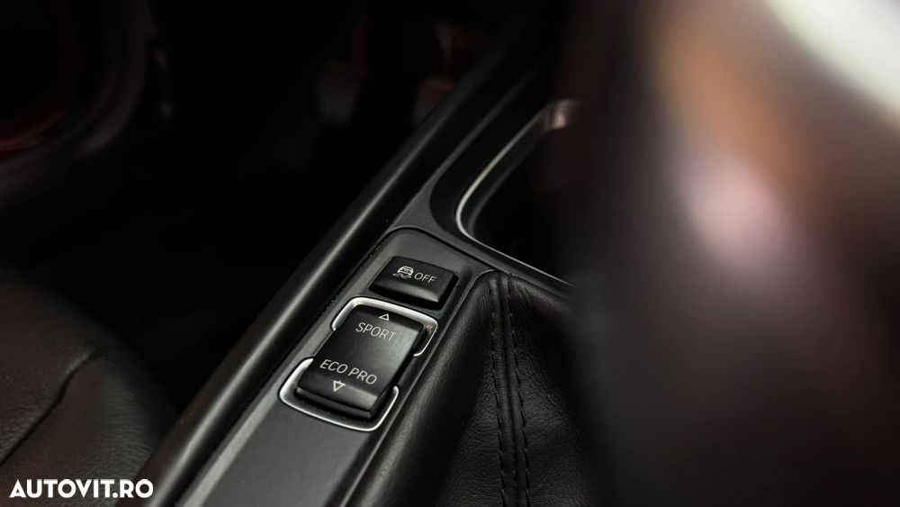 BMW Seria 3 316i Touring - 21