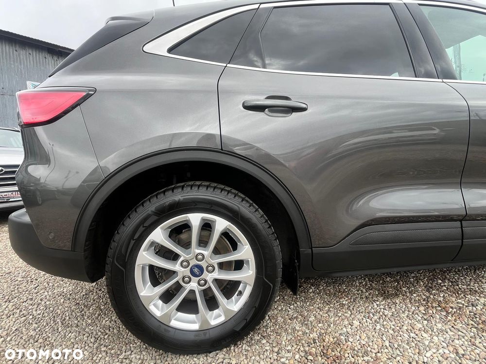 Ford Kuga - 18