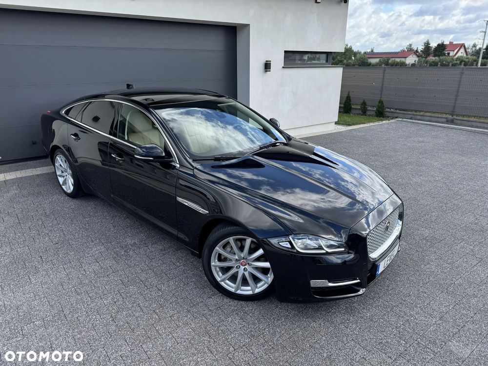 Jaguar XJ 3.0 V6 Premium Luxury - 8