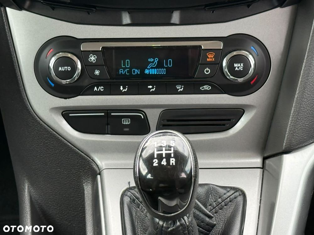 Ford Focus - 27