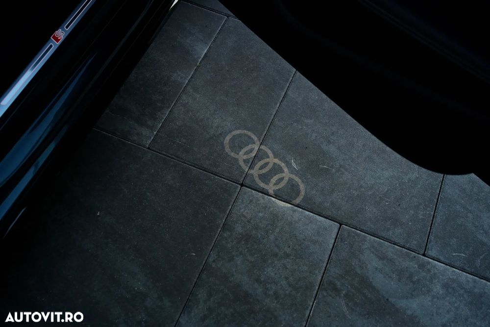 Audi A4 Limuzina 40 TDI S tronic edition one - 14