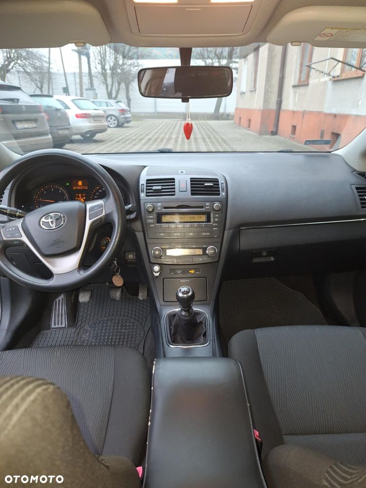 Toyota Avensis 2.0 D-4D Sol - 3