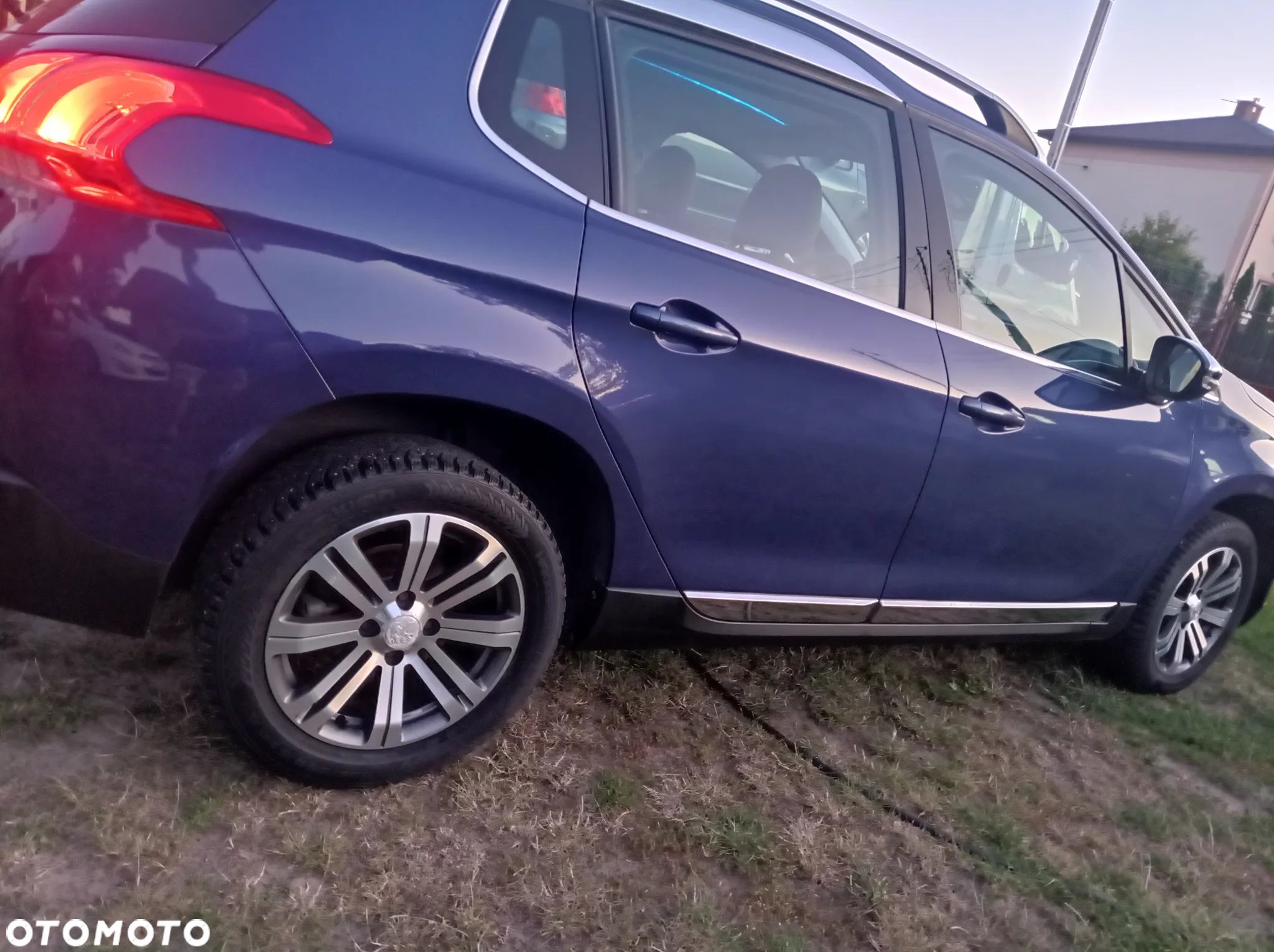 Peugeot 2008 - 6