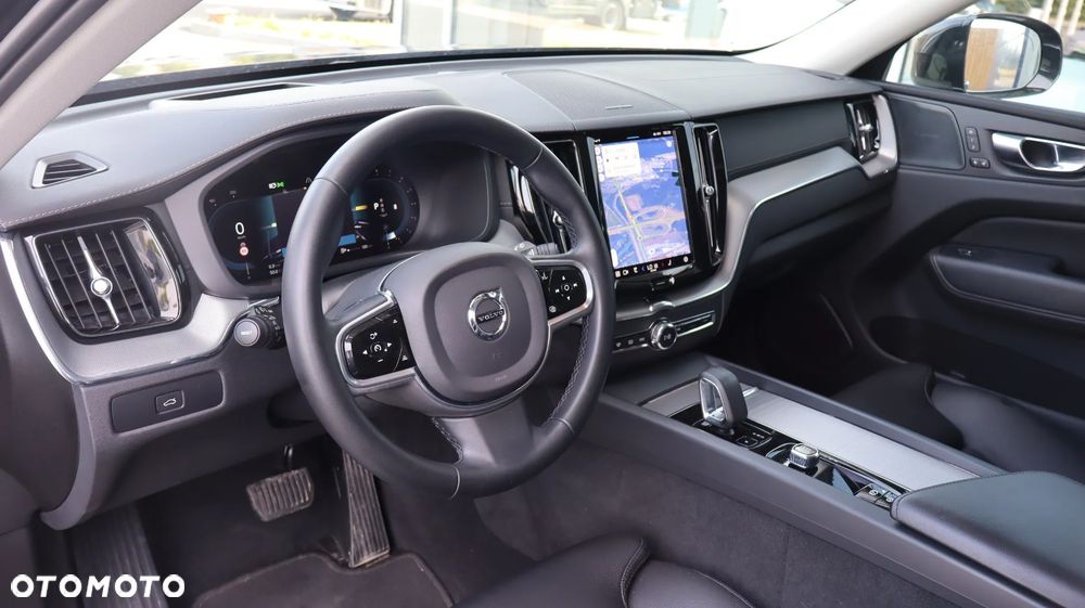 Volvo XC 60 B5 B AWD Ultimate Bright - 14