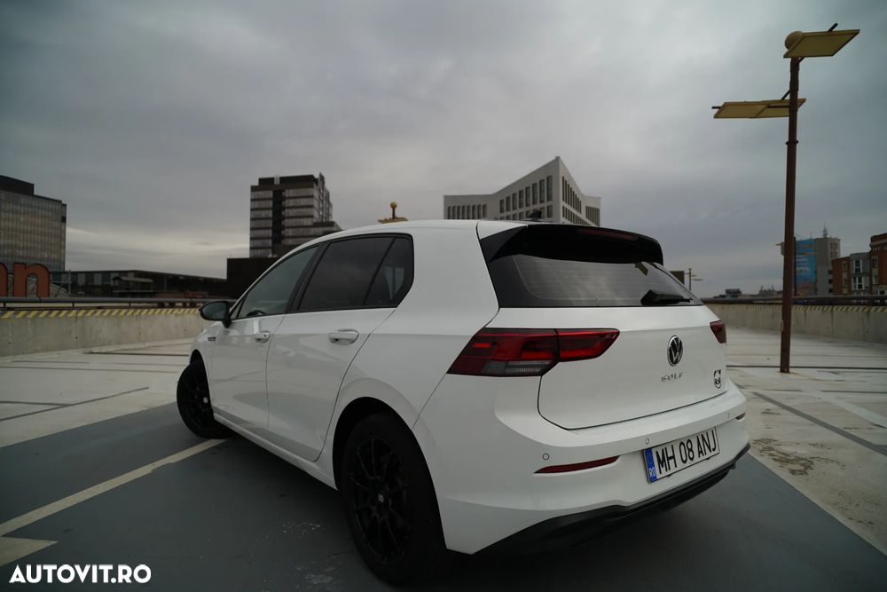 Volkswagen Golf 1.5 TSI ACT Life - 35