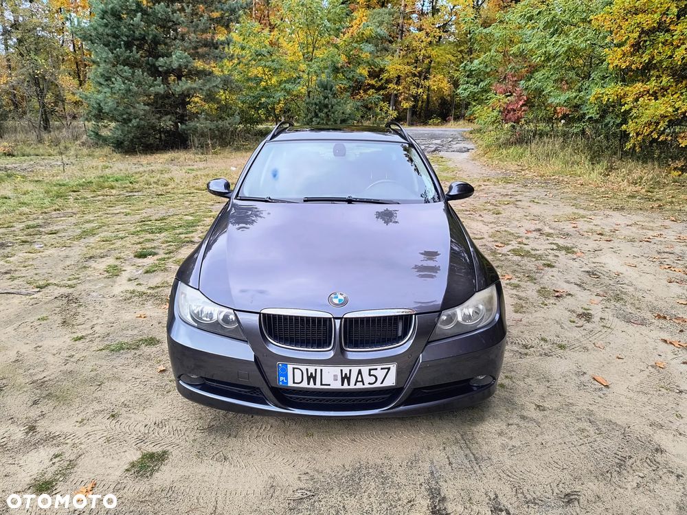 BMW E91 2006 photo 2
