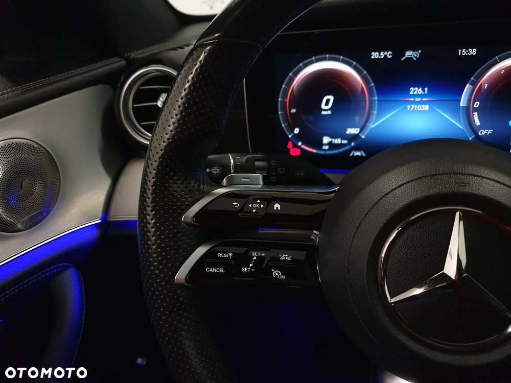 Mercedes-Benz Klasa E 300 de 4Matic 9G-TRONIC AMG Line - 10