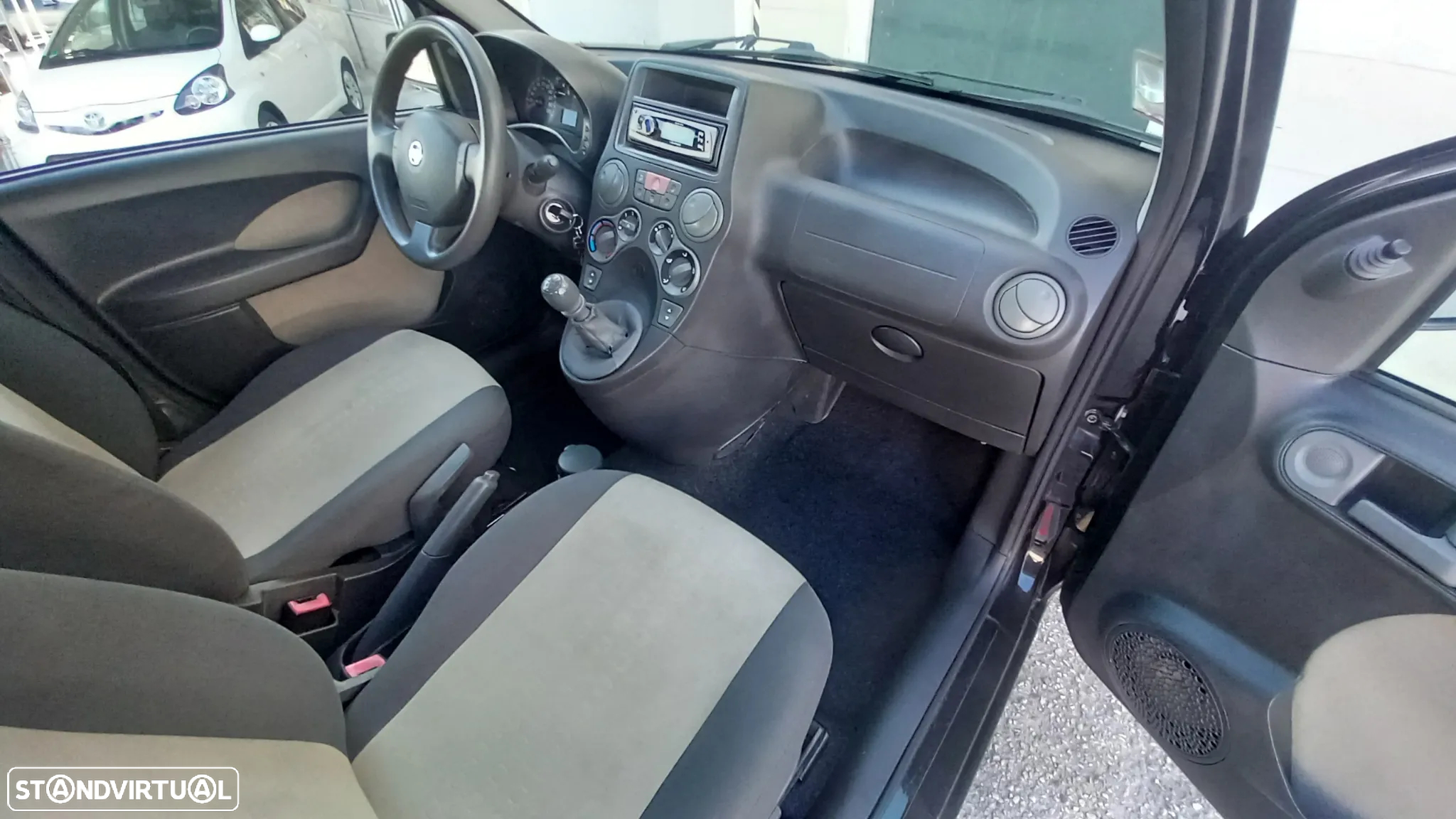 Fiat Panda 1.3 16V Multijet Dynamic - 29