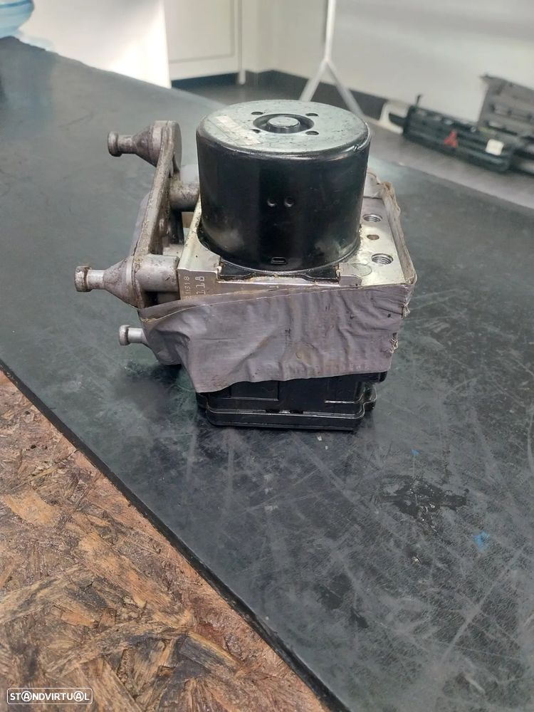 Bomba ABS Mercedes-Benz W04 ano 2012 Ref: A172 431 37 12/// A172 901 40 00 - 5