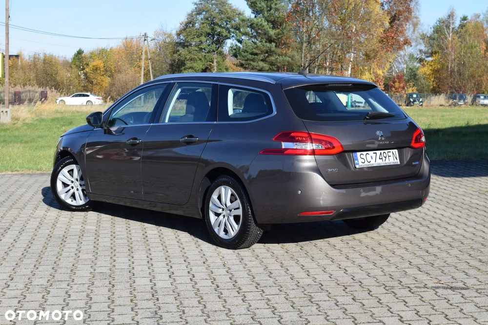 Peugeot 308 SW BlueHDi 120 Stop & Start Allure - 4