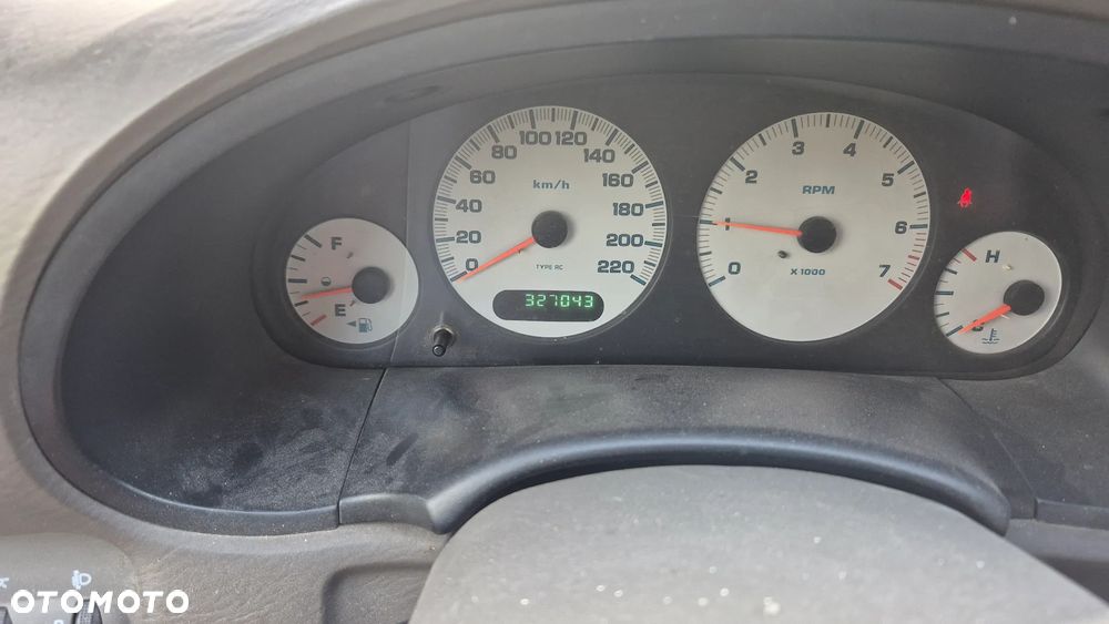 Chrysler Voyager 2.4 SE - 2