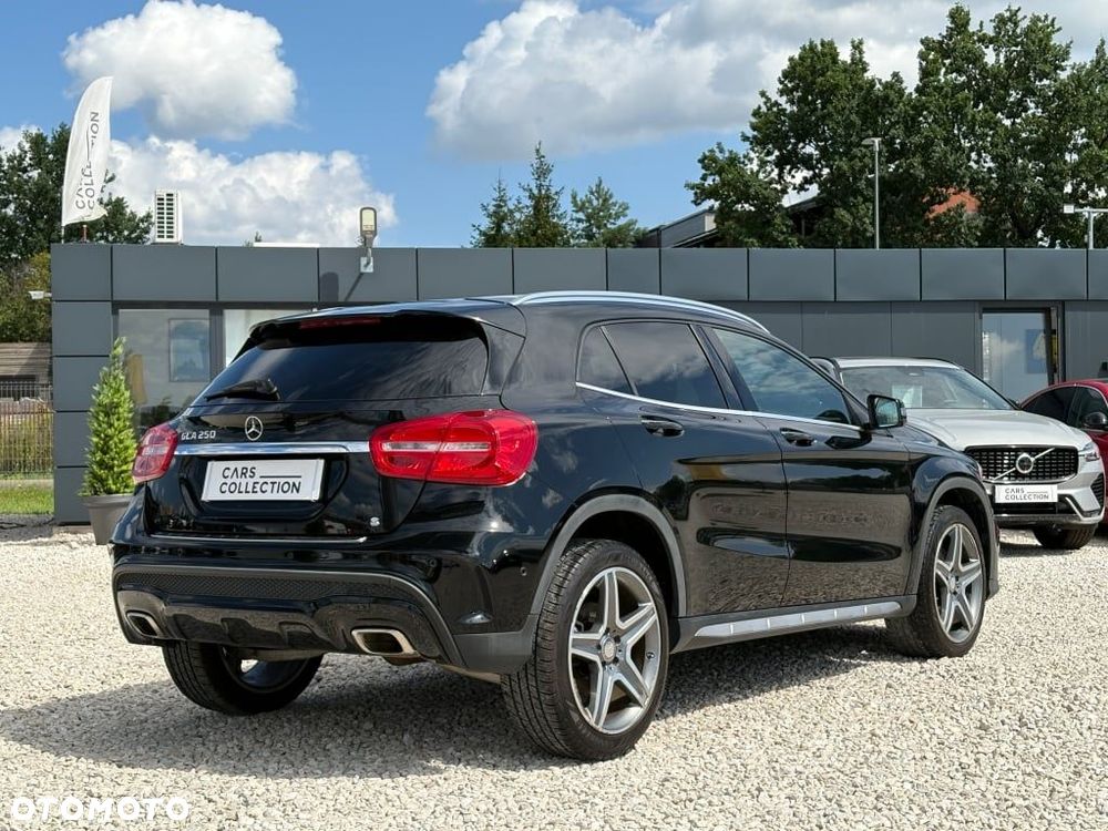 Mercedes-Benz GLA - 3