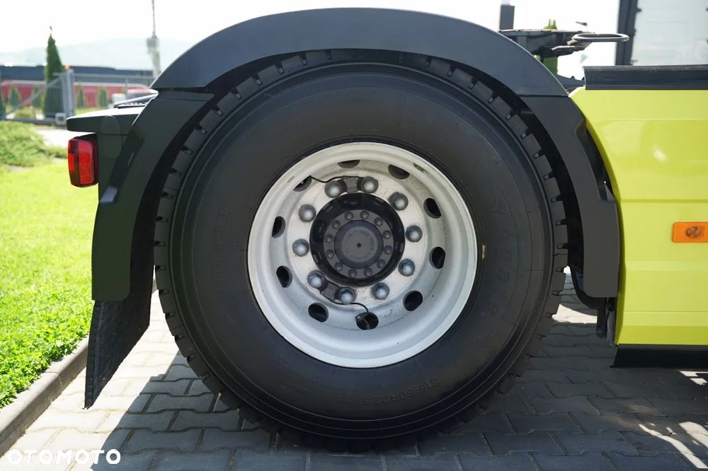 Volvo FH 500 / HYDRAULIKA / KLIMA POSTOJOWA / ALUFELGI / OPONY 100 % / I-SHIFT / - 21