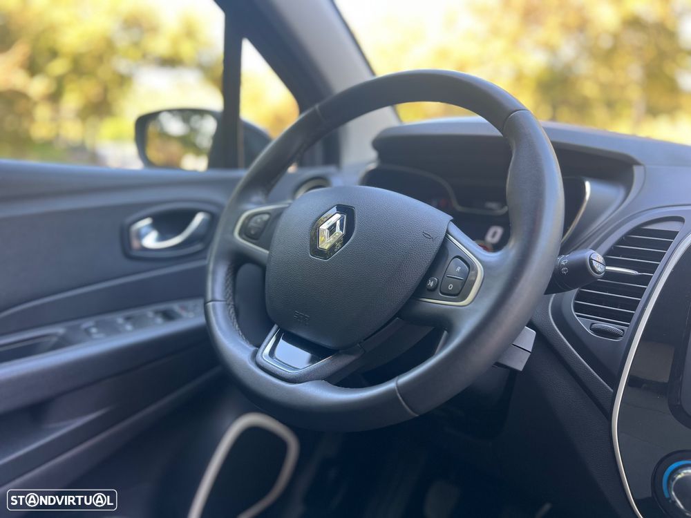 Renault Captur ENERGY TCe 120 Elysee - 11