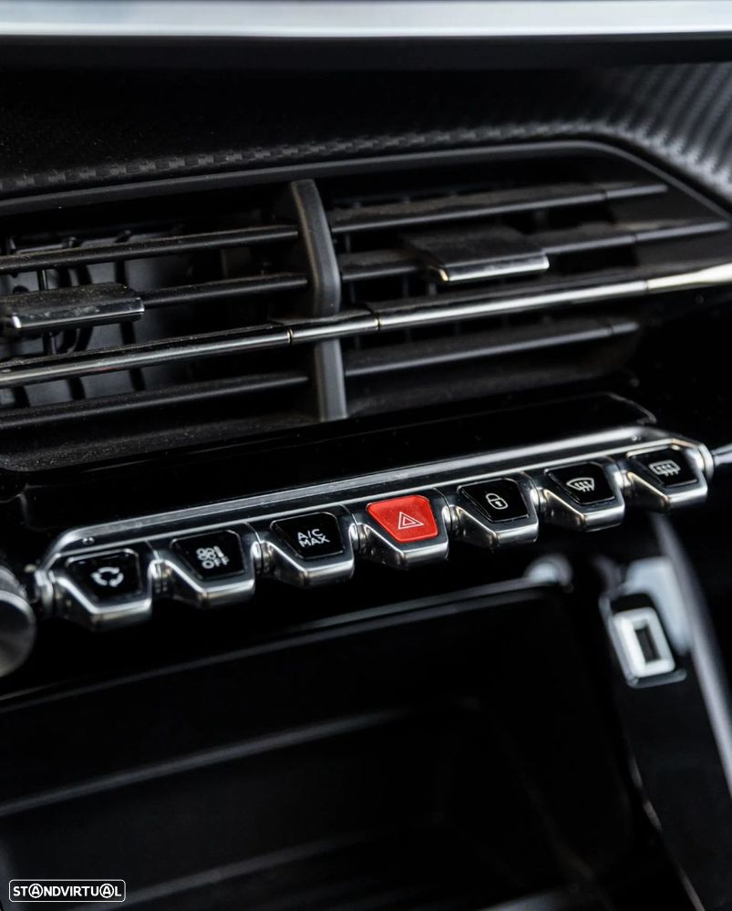 Peugeot 2008 PureTech 130 EAT8 Allure - 9